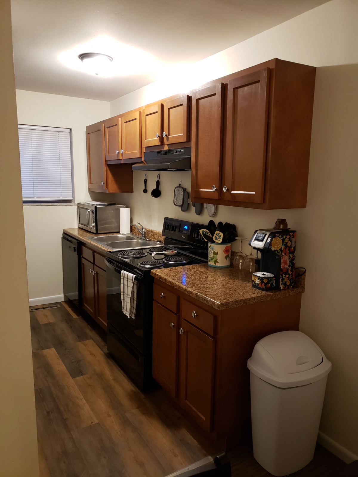 Cozy Townhome in Downtown Parkersburg - Photo 6