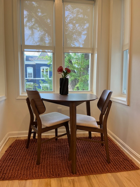Stylish, Fully Furnished 2-Bedroom Retreat in Historic Bloomingdale - Photo 5