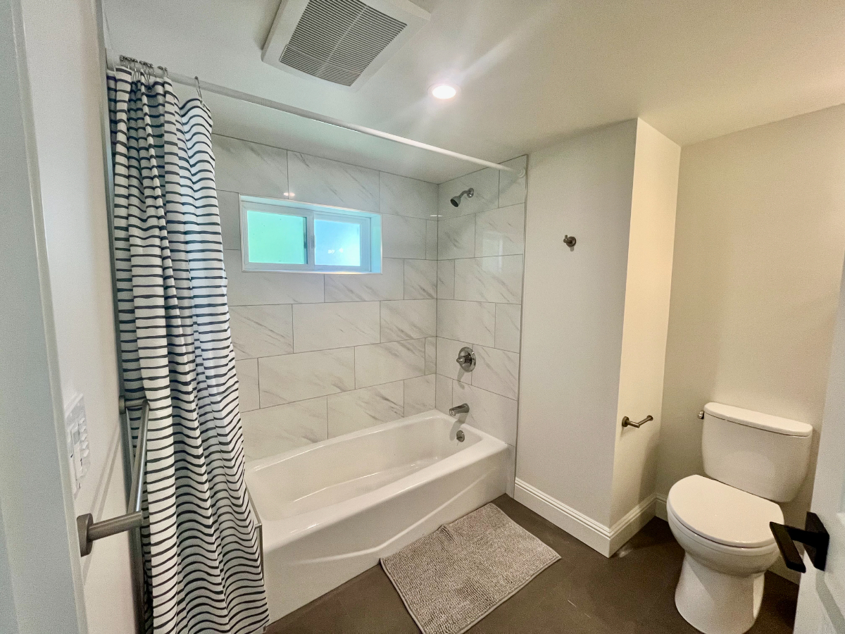 1-BR Private In-Law Apartment Fully Furnished & Utilities Included - Prime Walkable Neighborhood - Photo 5