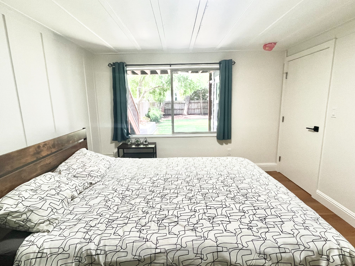1-BR Private In-Law Apartment Fully Furnished & Utilities Included - Prime Walkable Neighborhood - Photo 4