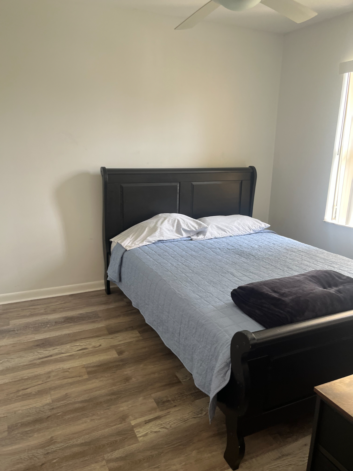 Condo for rent by room. Suite and Room with separate Bath Or Whole apartment. Suite is $2500 a mont - Photo 5