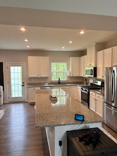Executive Modern Townhome in Reynoldsburg, Ohio - Photo 5