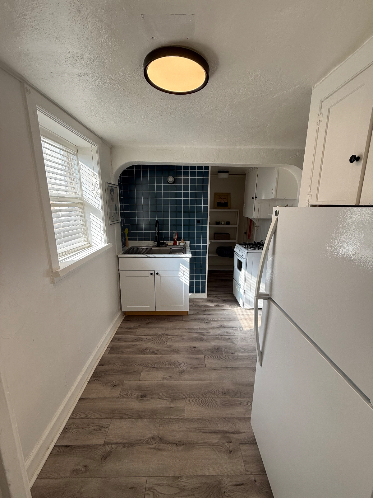 Cozy and Modern 2 bedroom Stay - Photo 5