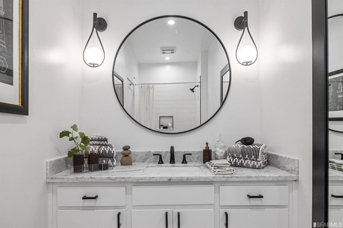 Elegant Edwardian Condo in Noe Valley - Fully Furnished 2BR/1BA - Photo 4