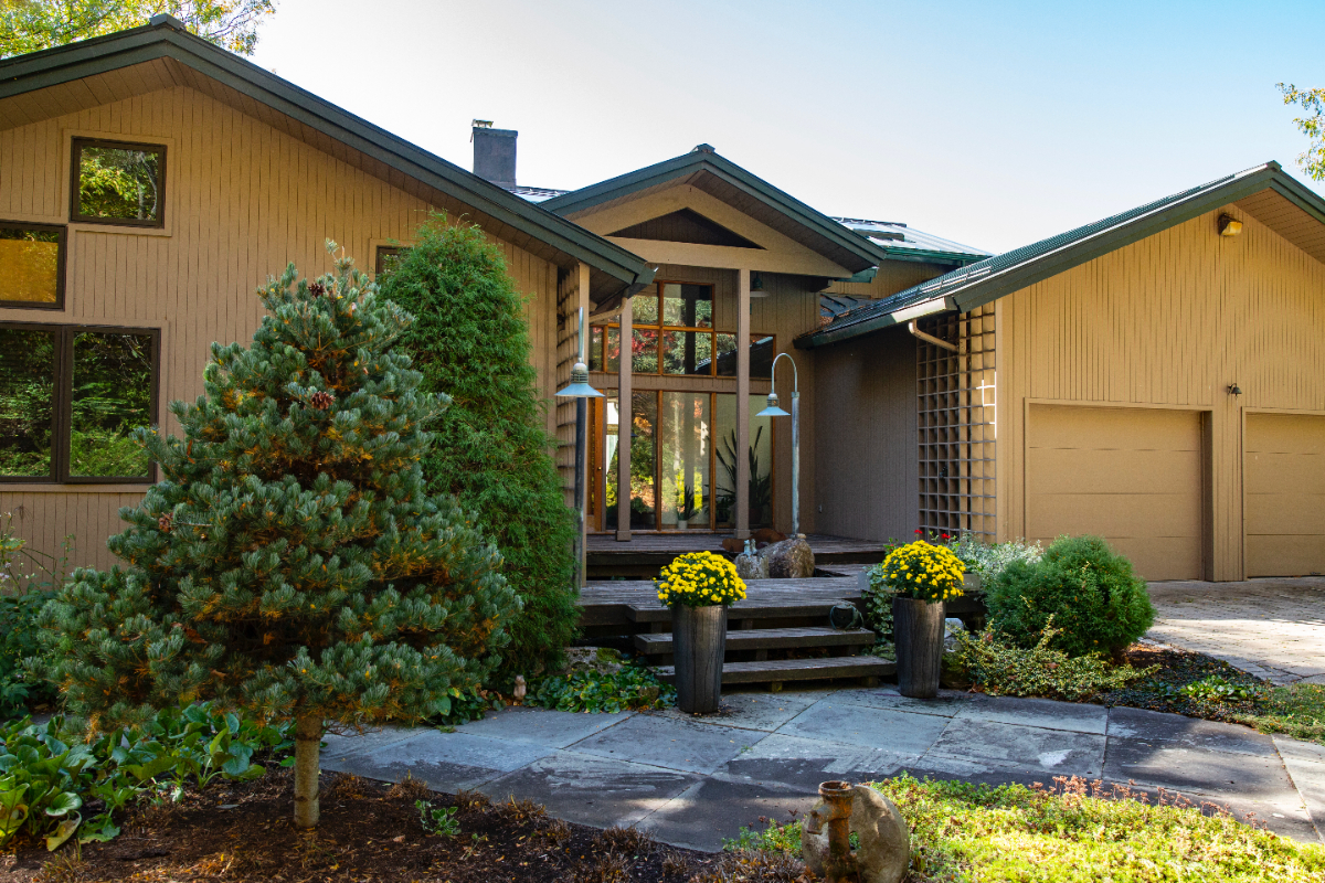 Custom Contemporary Home in Rural Setting yet Minutes to all Amenities - Photo 1