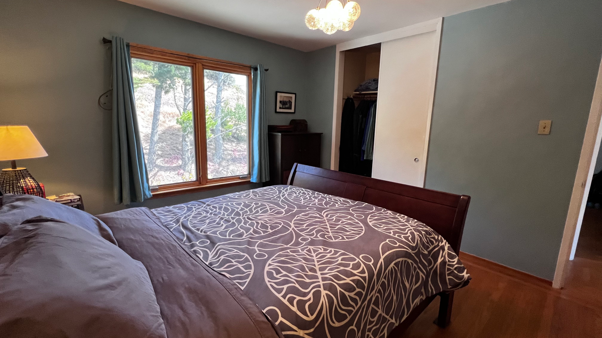 2BR/2BA (plus office) in quiet SF neighborhood - Photo 6