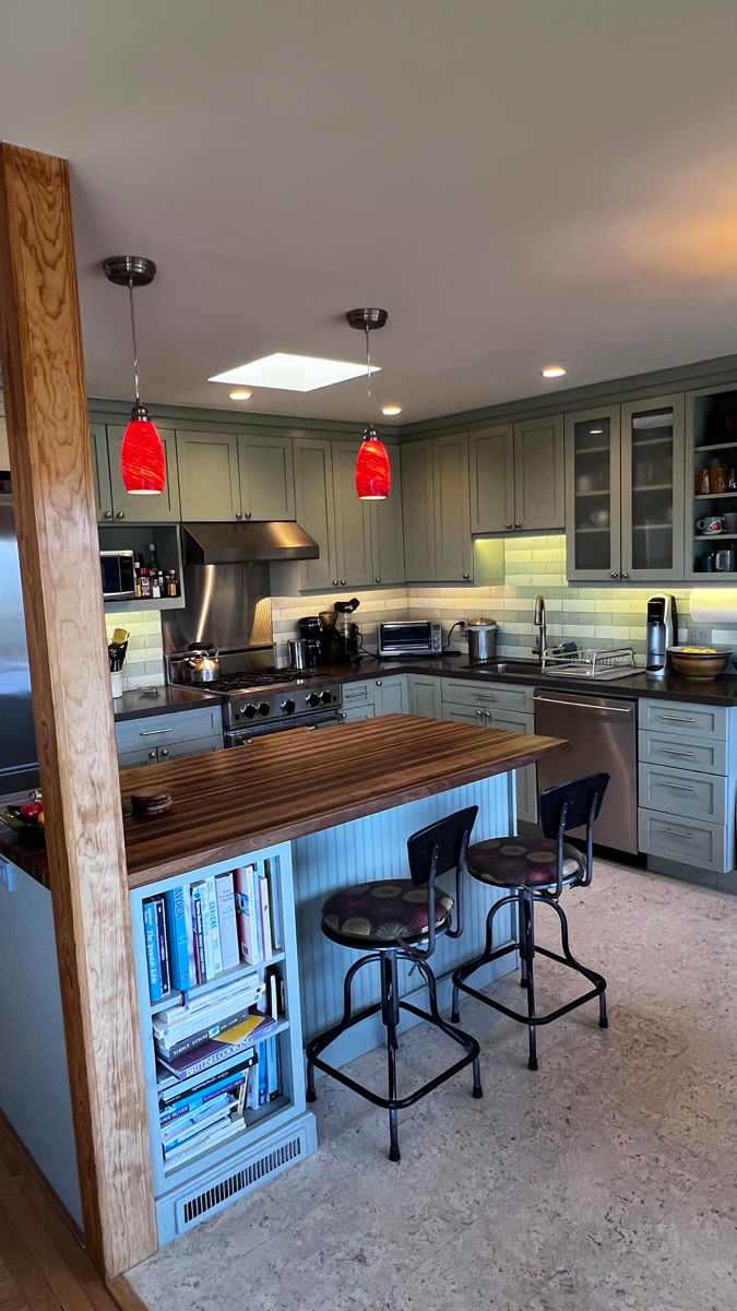 2BR/2BA (plus office) in quiet SF neighborhood - Photo 1