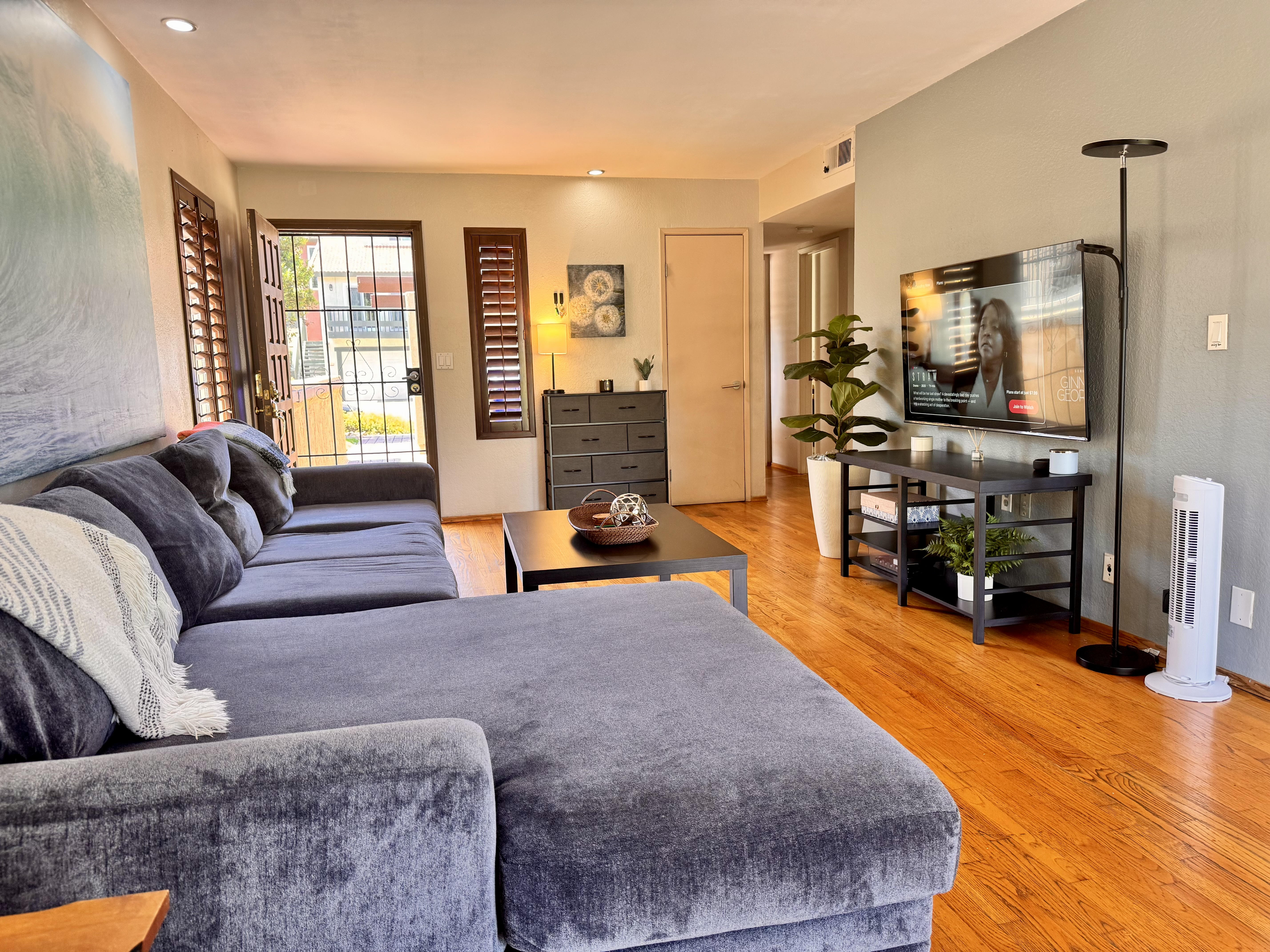 Centrally Located 3x3 Home with garage, pool, tennis/pickle ball courts - Photo 5