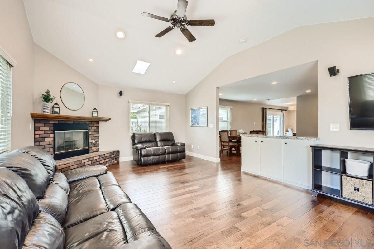 Private Room in Beautifully Remodeled Clairemont Home | $1,490 All-In - Photo 4