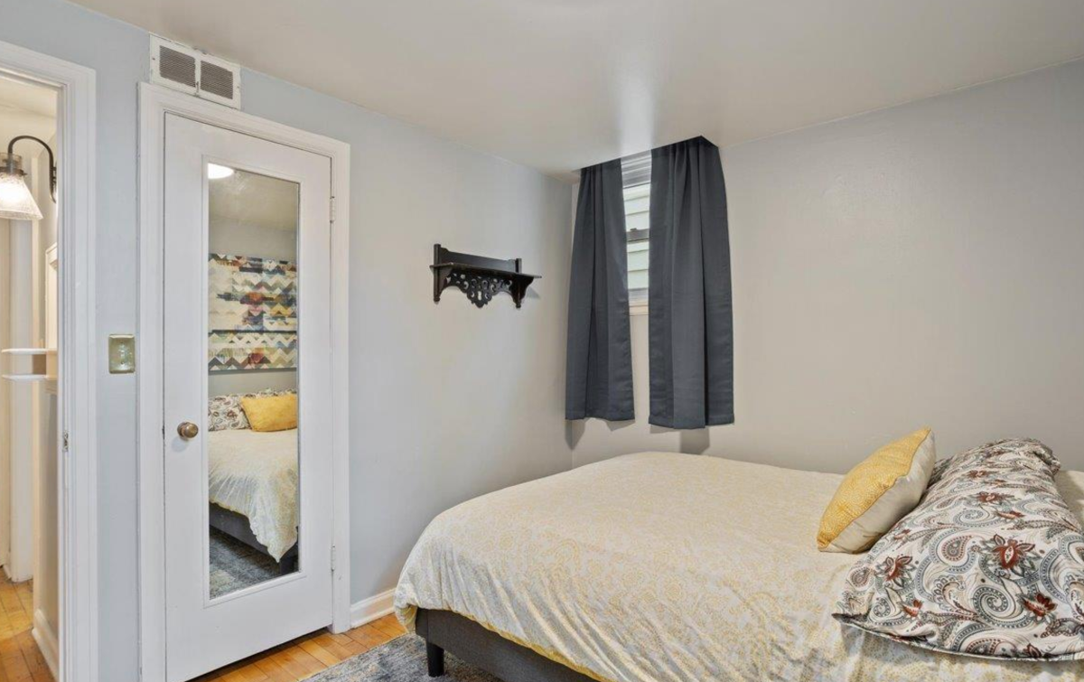 Furnished 1-Bed/1-Bath House in Quiet Neighborhood - Photo 7