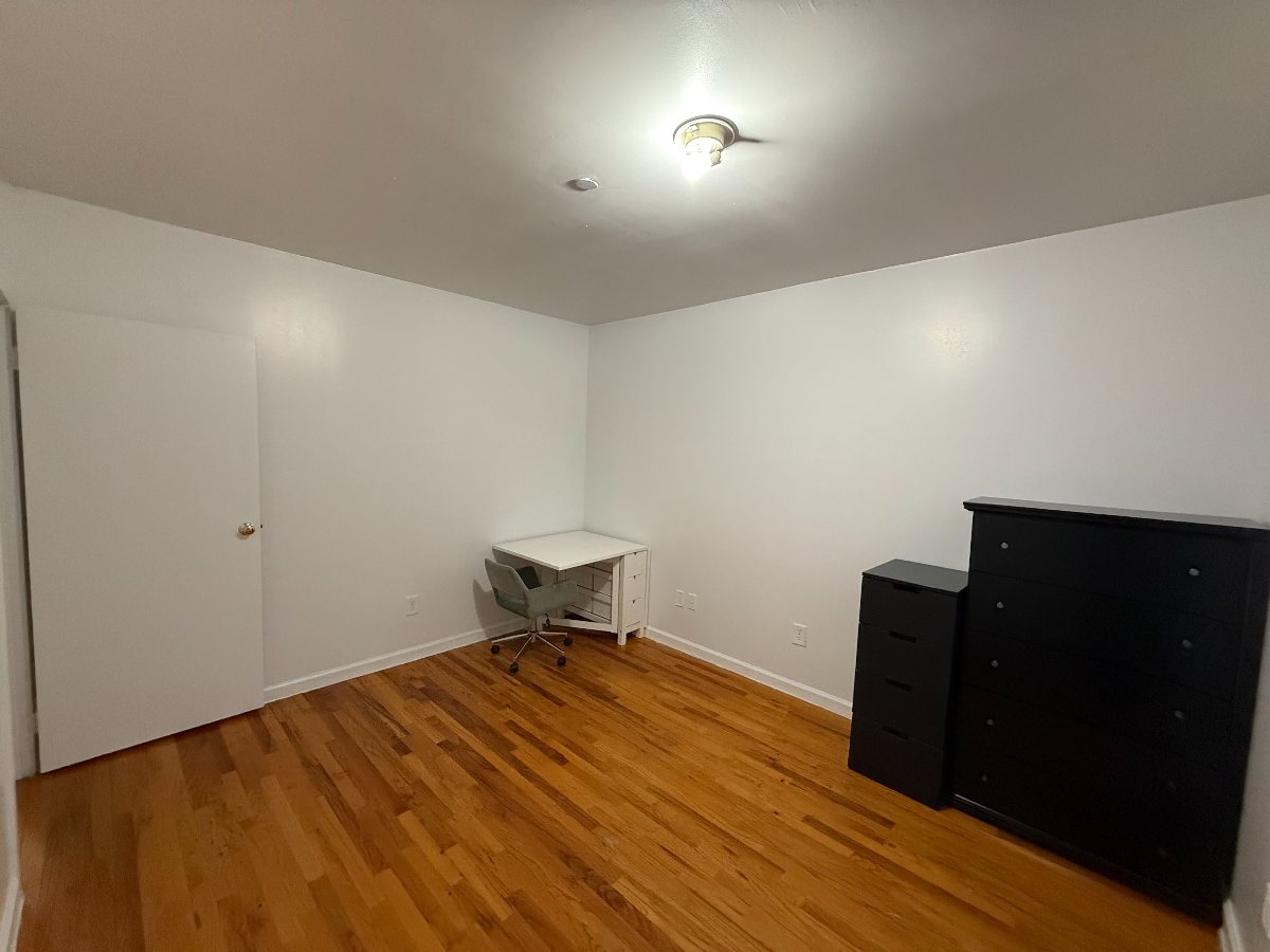 Complete One Bedroom Apartment - In Washington heights - Photo 3