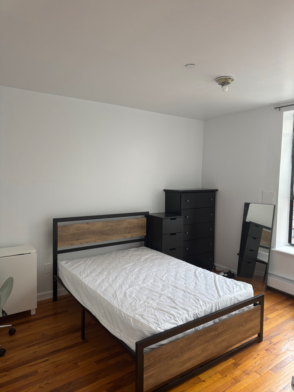 Complete One Bedroom Apartment - In Washington heights - Photo 7