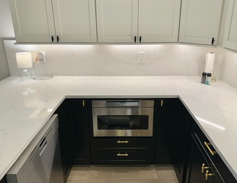 Luxury townhome condo - main level - 1 BR/1.5 BA - Photo 10