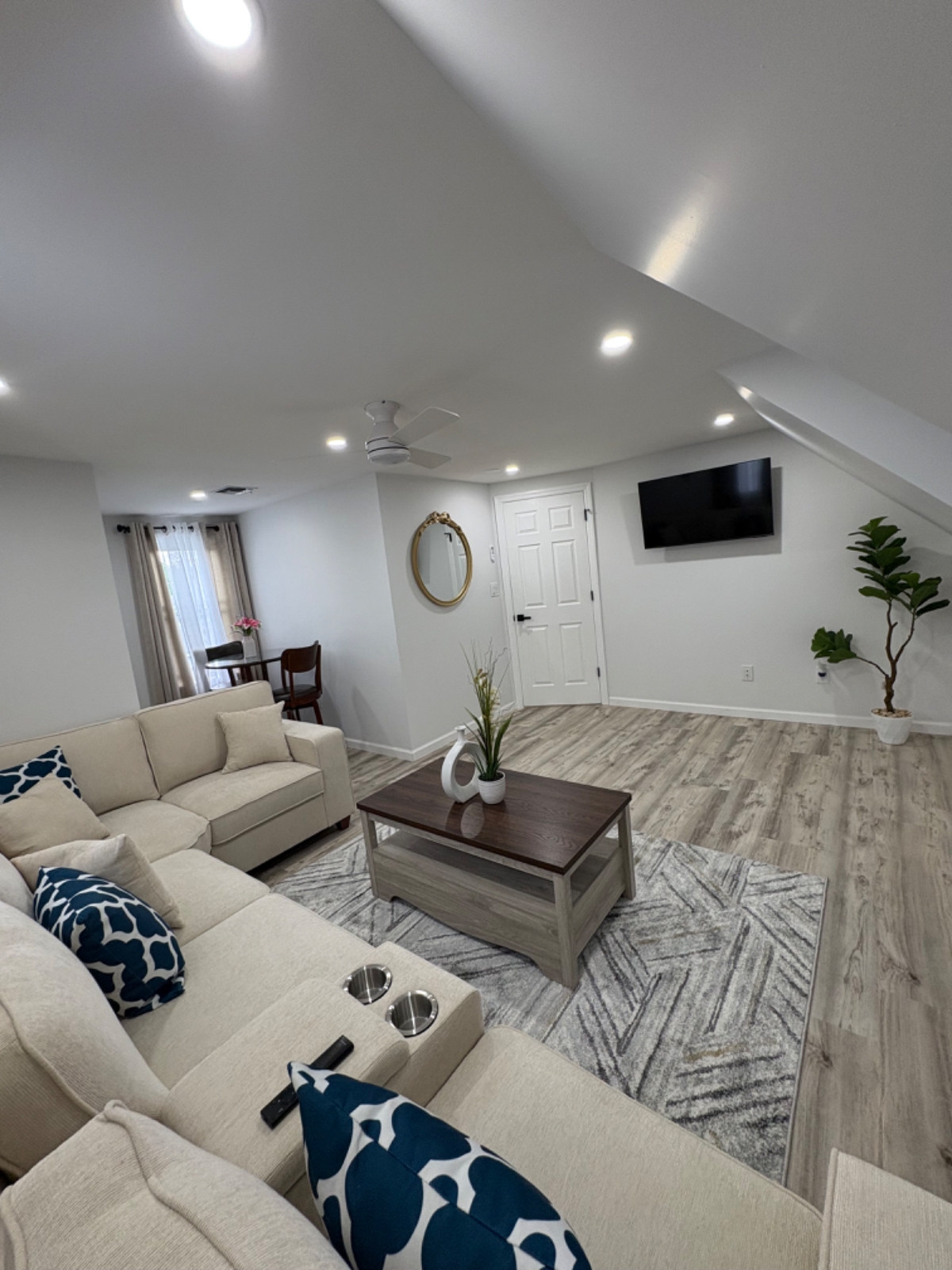 Cozy Apartment in Uniondale, Nassau County - Photo 1