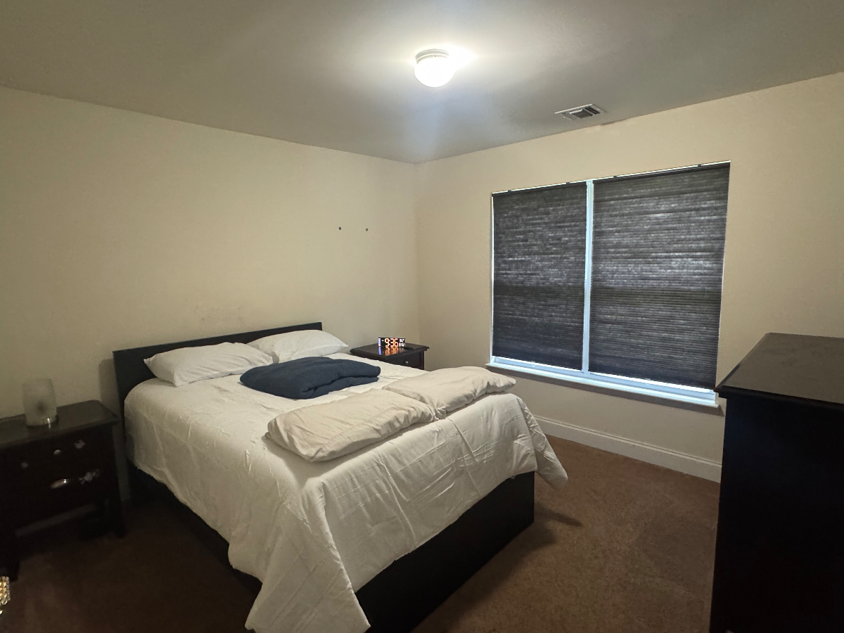 Room for rent in Single Family Home - All utilities covered - Photo 3
