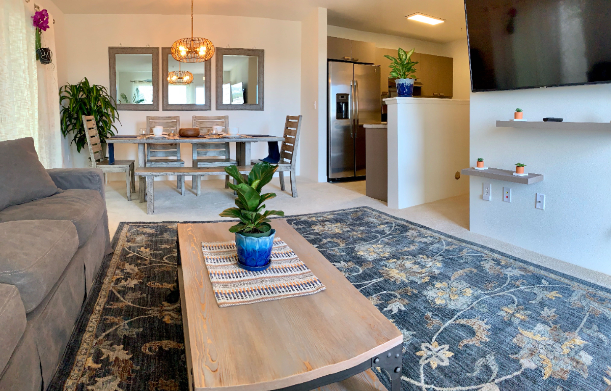 3-bedroom 2 baths condo - Photo 2