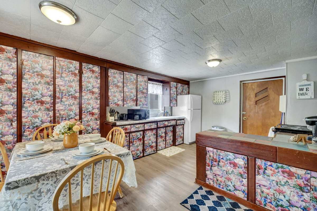 Accommodating 3bd 1 bth close to many of Rochester's hospitals - Photo 6