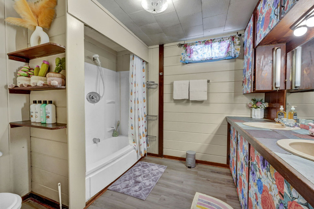 Accommodating 3bd 1 bth close to many of Rochester's hospitals - Photo 7