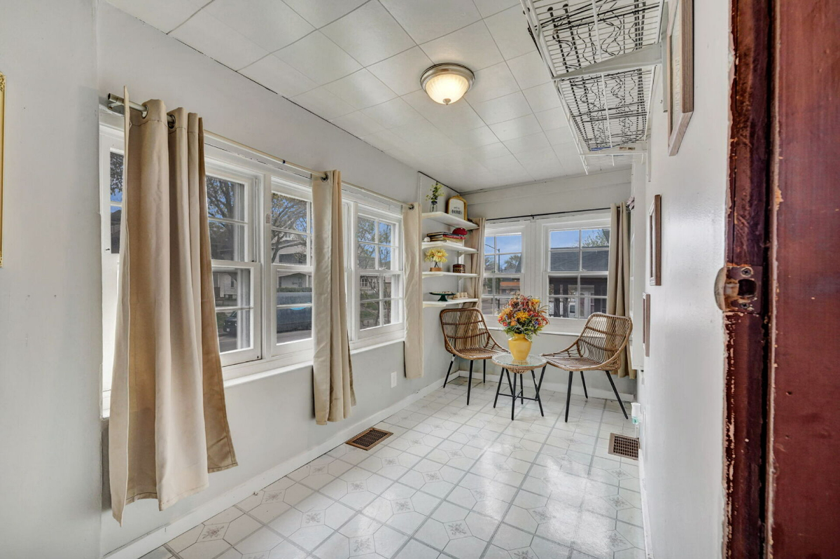 Accommodating 3bd 1 bth close to many of Rochester's hospitals - Photo 11