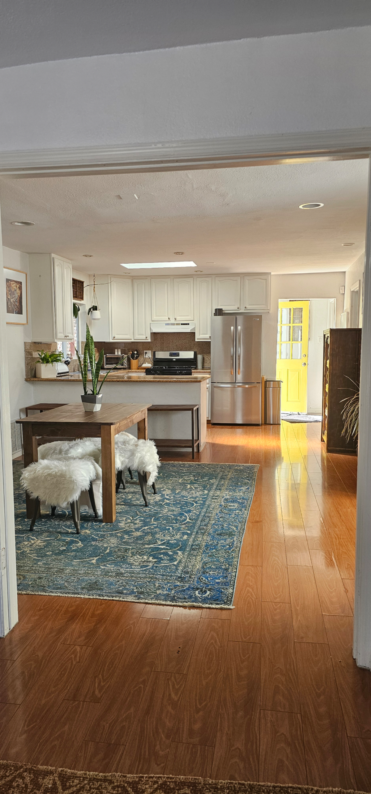 Charming Garden Home - Photo 1