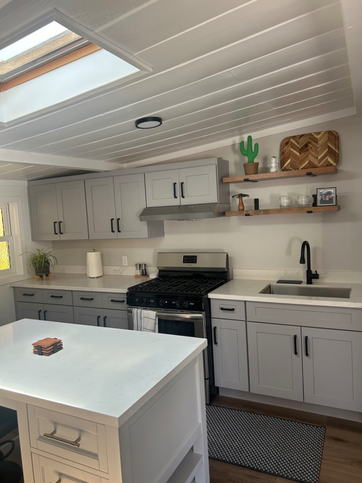 Charming and Private Alum Rock Cottage with All the Comforts of Home - Photo 5