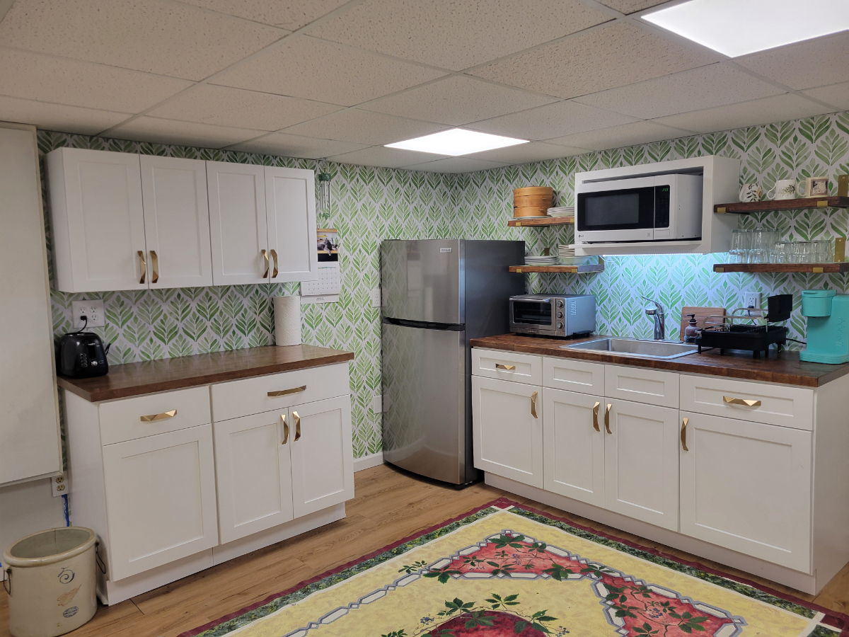Private 1-Bedroom lower level of a ranch-style home in Quiet Rochester Neighborhood with All Utiliti - Photo 4