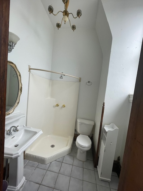 Ballroom Loft Apartment - Photo 4
