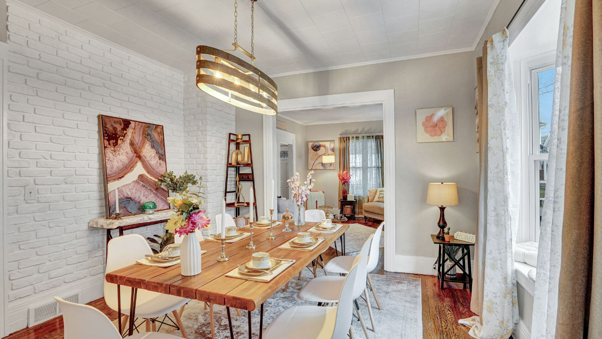Beautiful and spacious 4-bedroom 2-fullbath - Photo 3