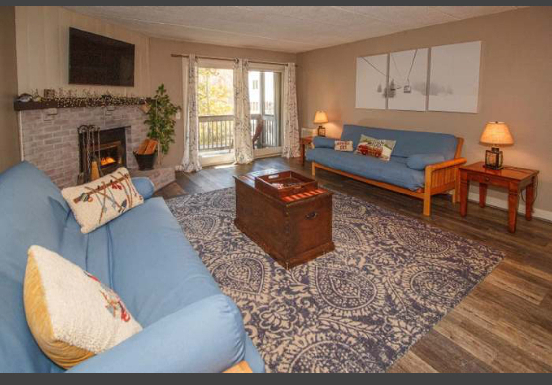 Mountain-Ready Studio with Full Kitchen, Fireplace, and Walkable Resort Access - Photo 1