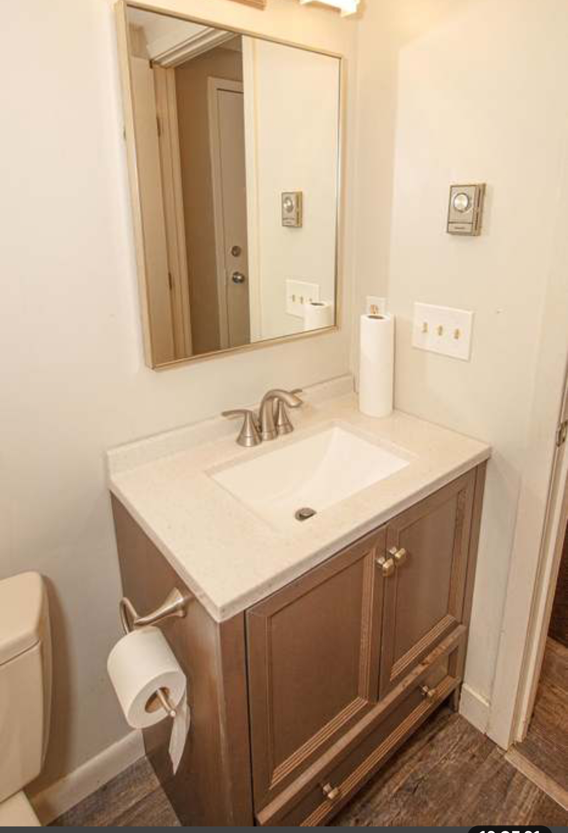 Mountain-Ready Studio with Full Kitchen, Fireplace, and Walkable Resort Access - Photo 5