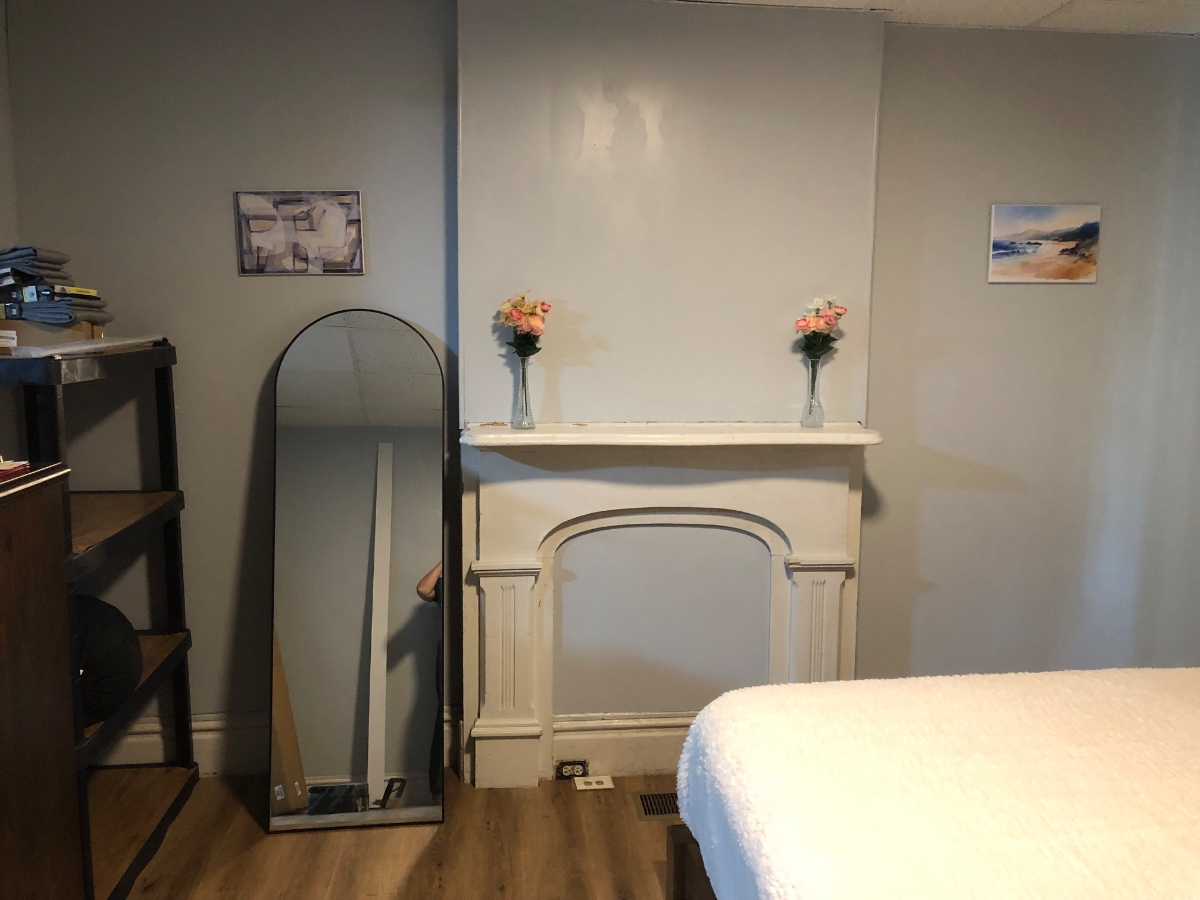 Comfortable and Inviting 1-BR Apartment in the Heart of Troy - Utilities Included - Photo 1