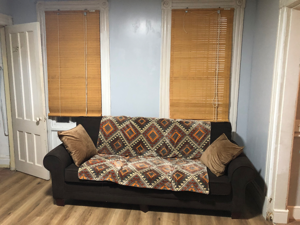 Comfortable and Inviting 1-BR Apartment in the Heart of Troy - Utilities Included - Photo 2