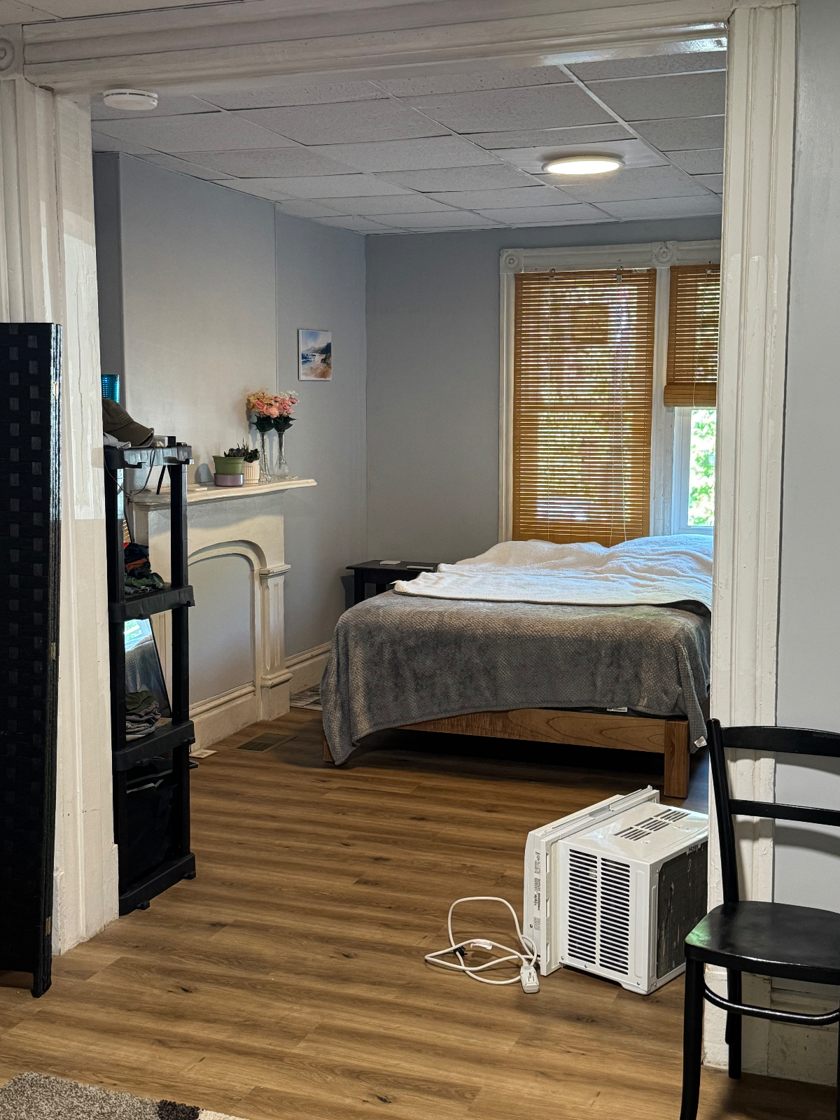 Comfortable and Inviting 1-BR Apartment in the Heart of Troy - Utilities Included - Photo 8