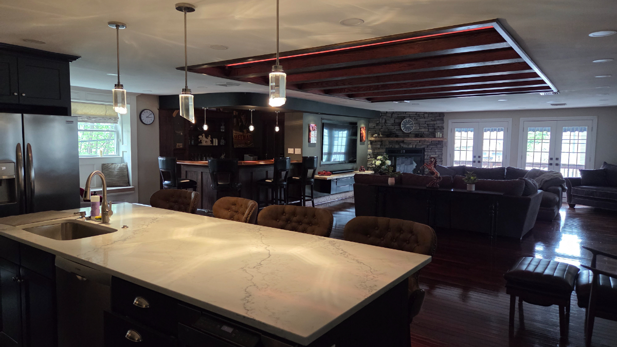 New Open floor plan 2000 square feet apt - Photo 10