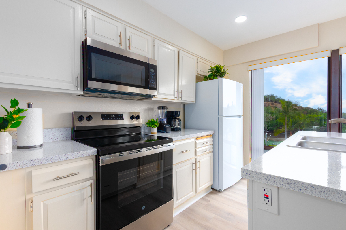 Peaceful Canyon-View Retreat in the Heart of Hillcrest - Photo 6