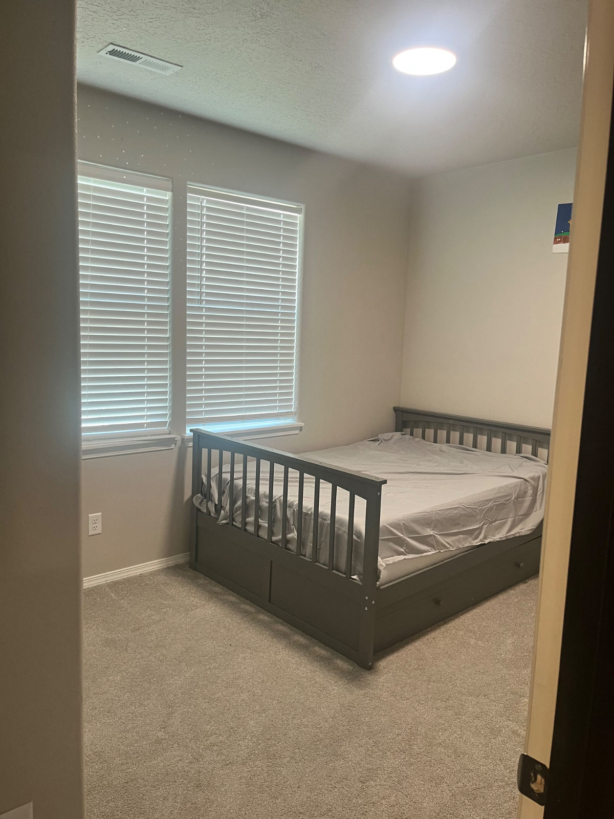 Modern Furnished Home Close to Hospitals - Photo 4