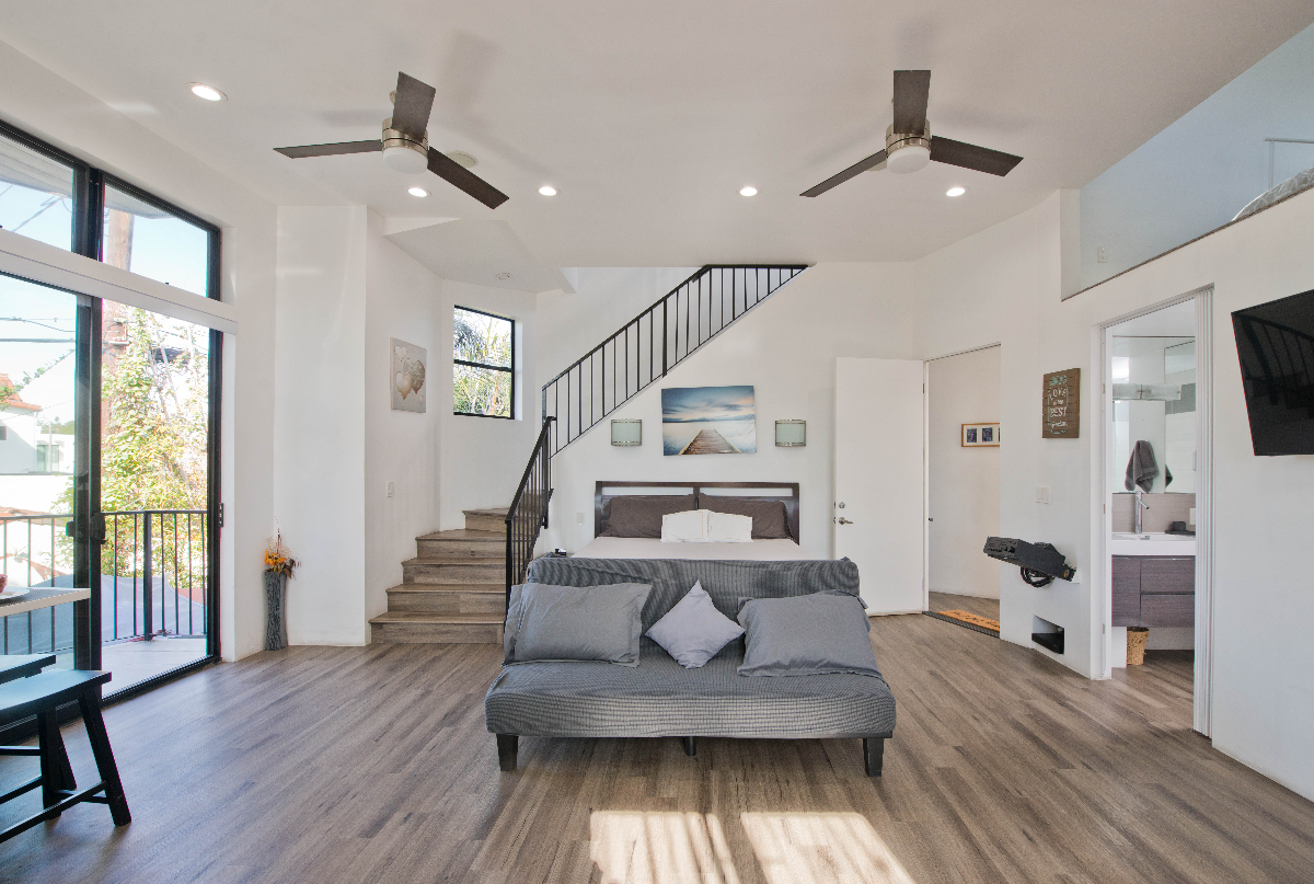 Split Level - Photo 5