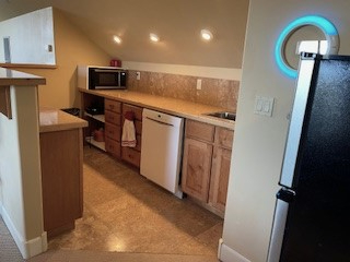 Apartment/Bonus Room in Eagle Crest - Photo 4
