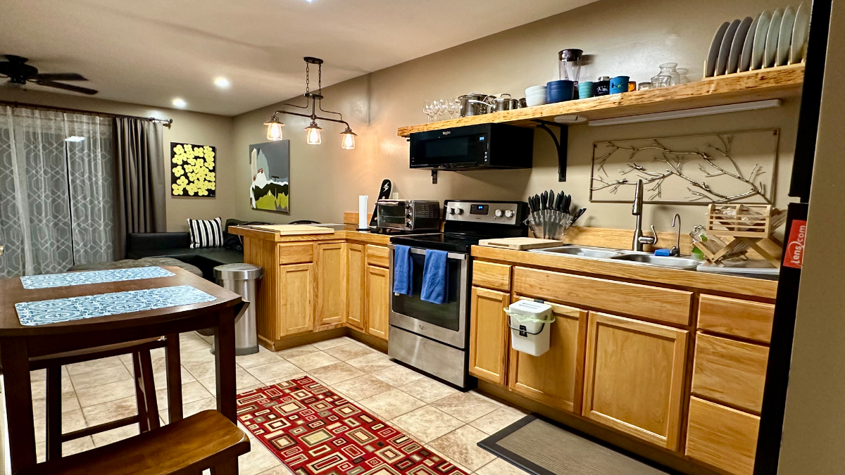 Cozy Mountainside Condo - Photo 5