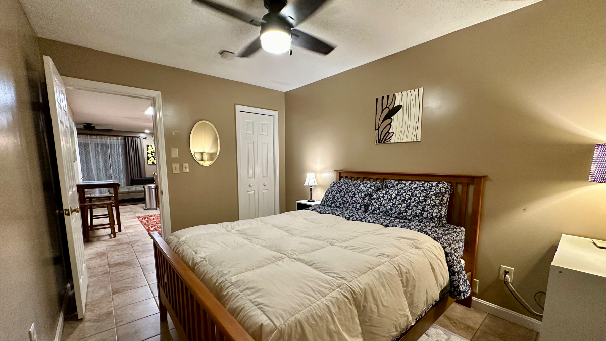 Cozy Mountainside Condo - Photo 6