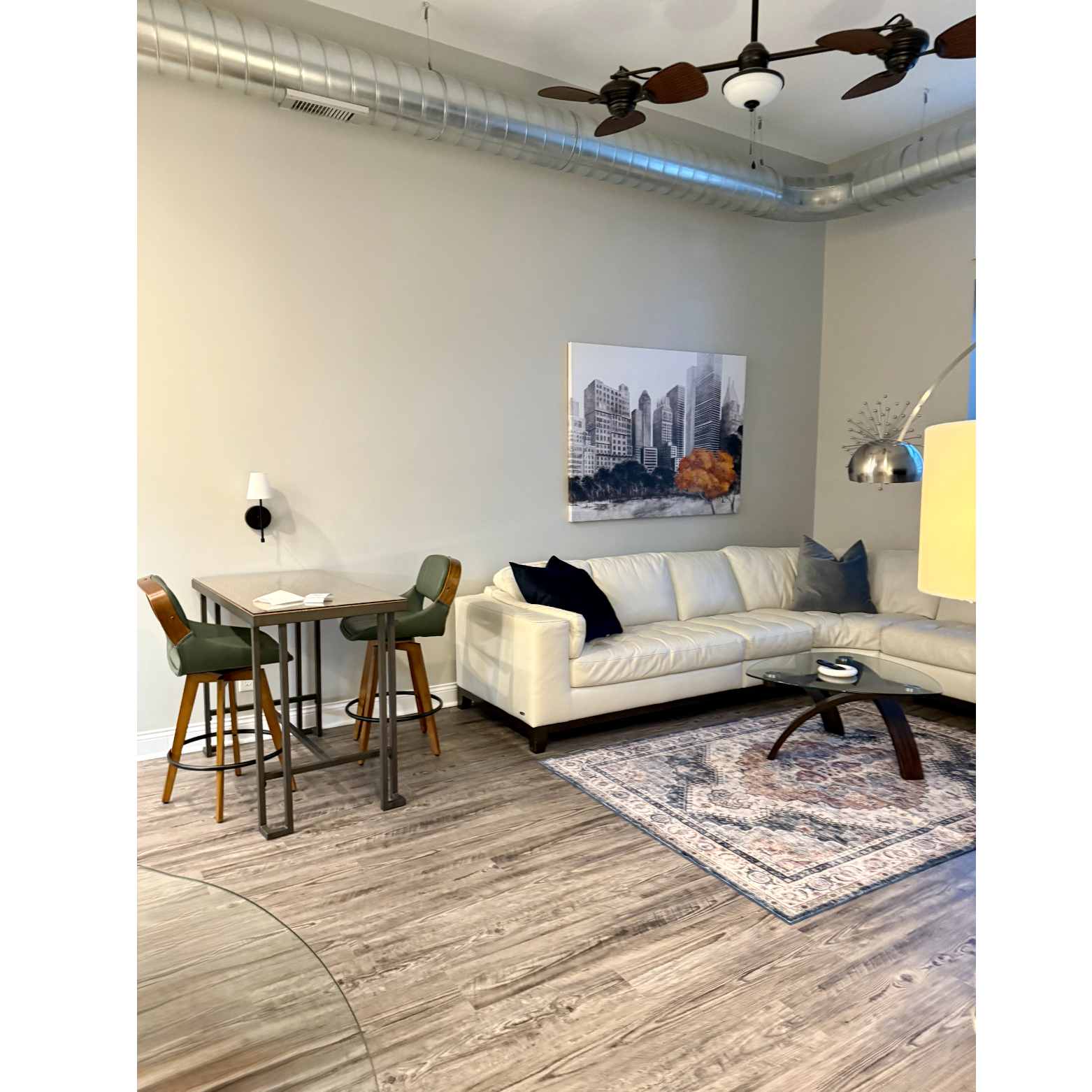 New Luxury Downtown  Apt. 201