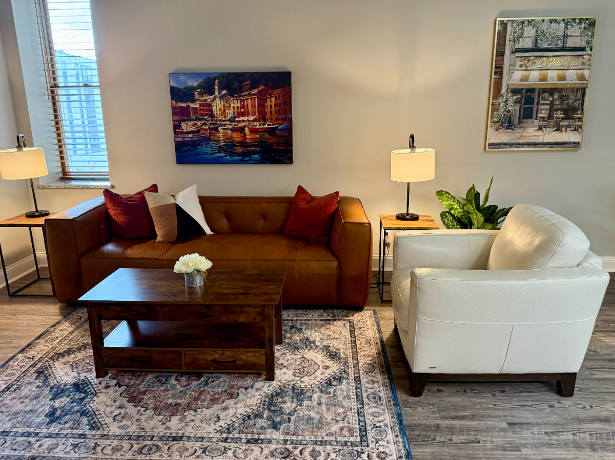 New Luxury Downtown Apt. 302