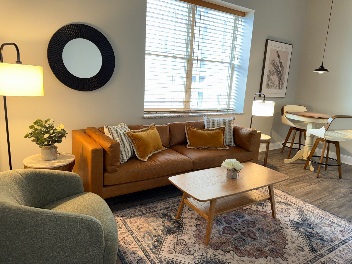 New Luxury Downtown Apt. 303