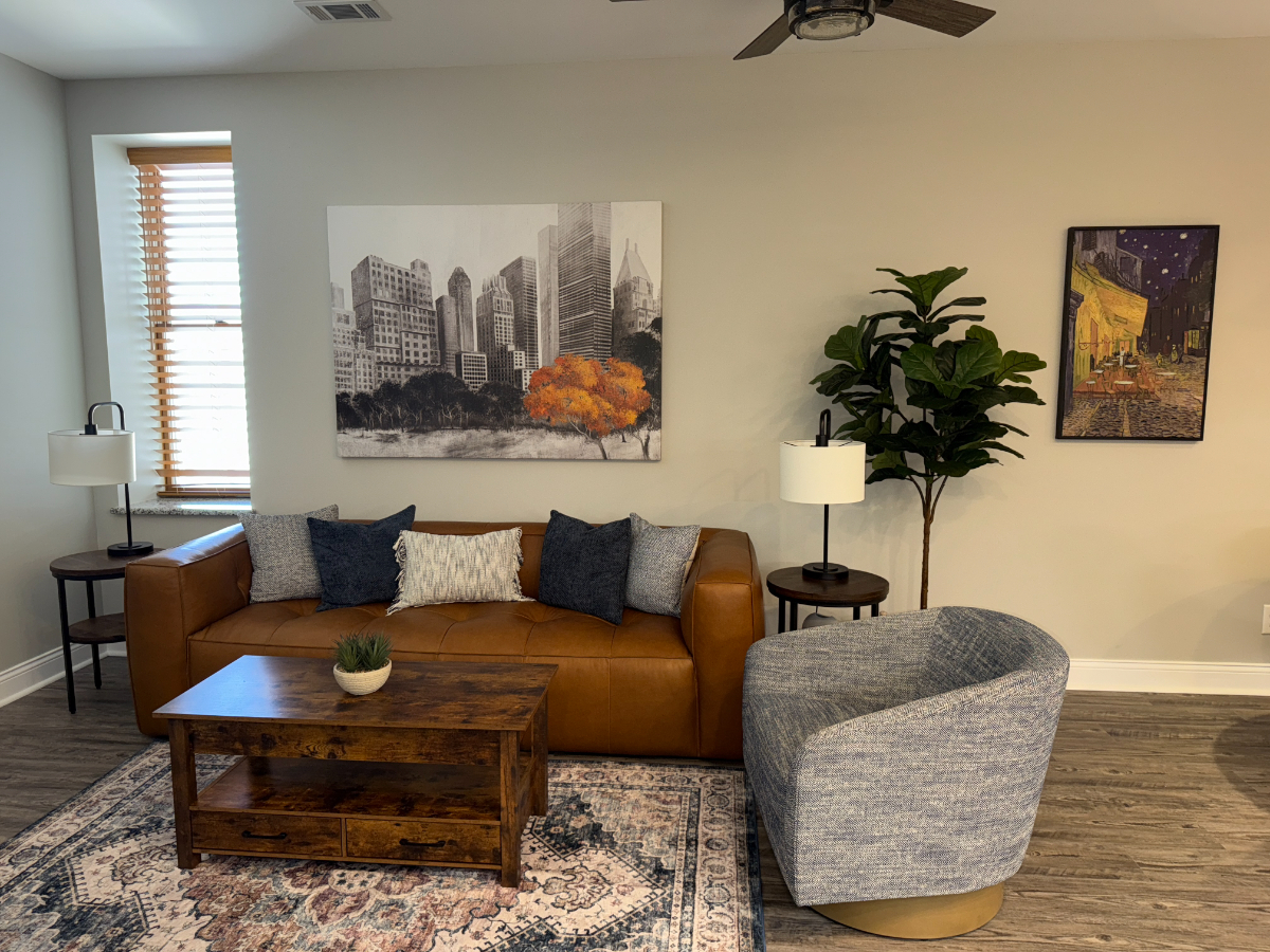 New Luxury Downtown Apt. 402