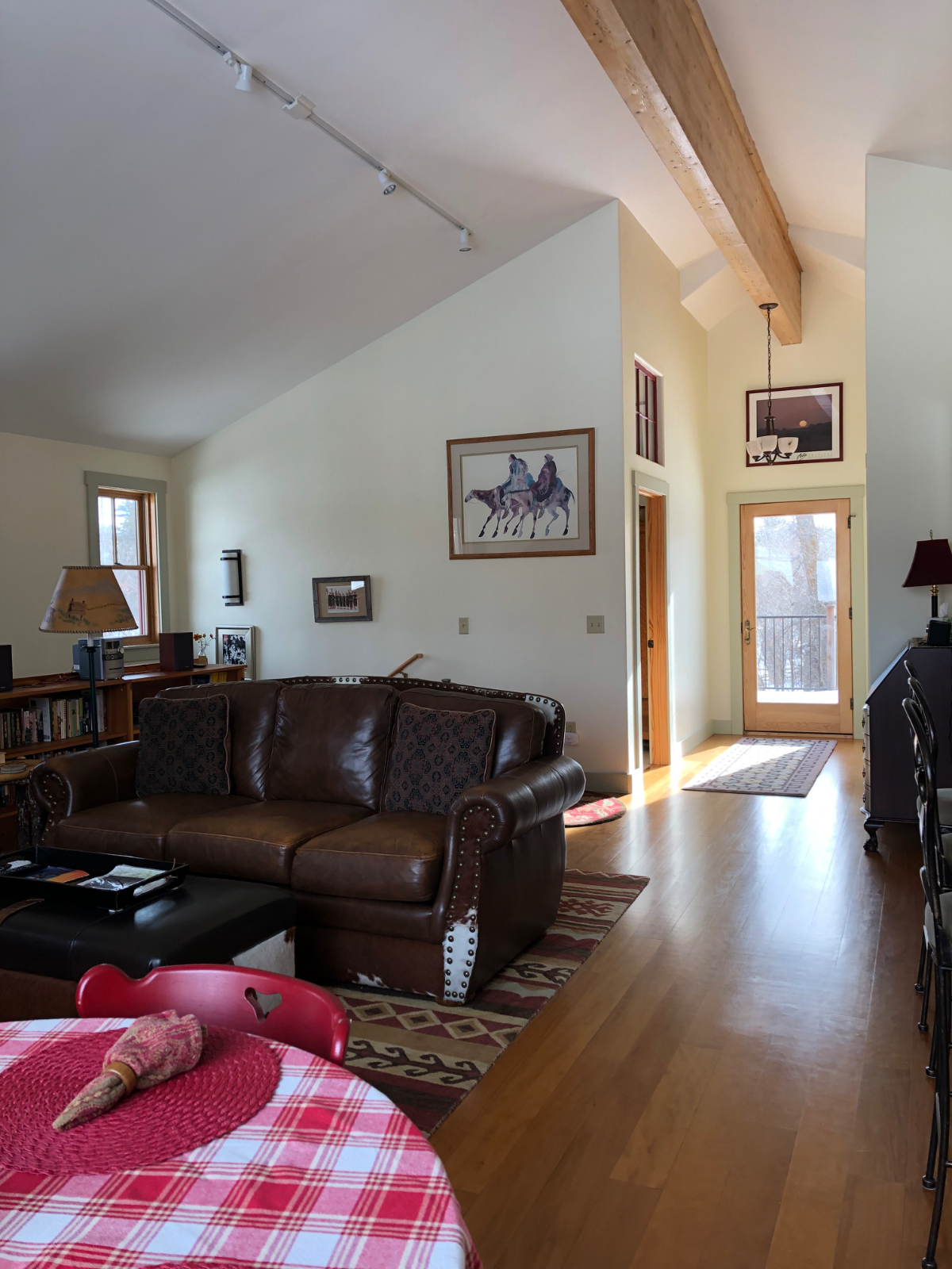 Quiet guesthouse near town, ski area and national park - Photo 4