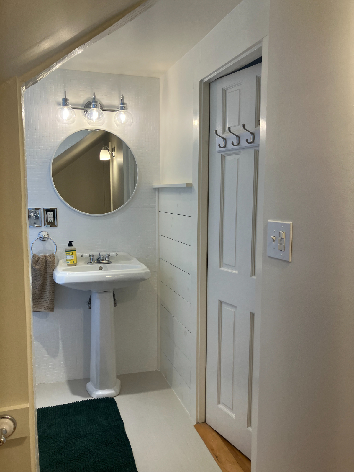 Two Bedroom Guest House Near Lake Champlain - Photo 9