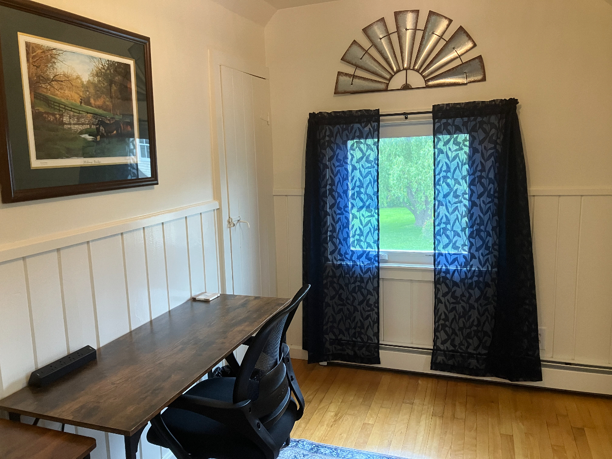 Two Bedroom Guest House Near Lake Champlain - Photo 7