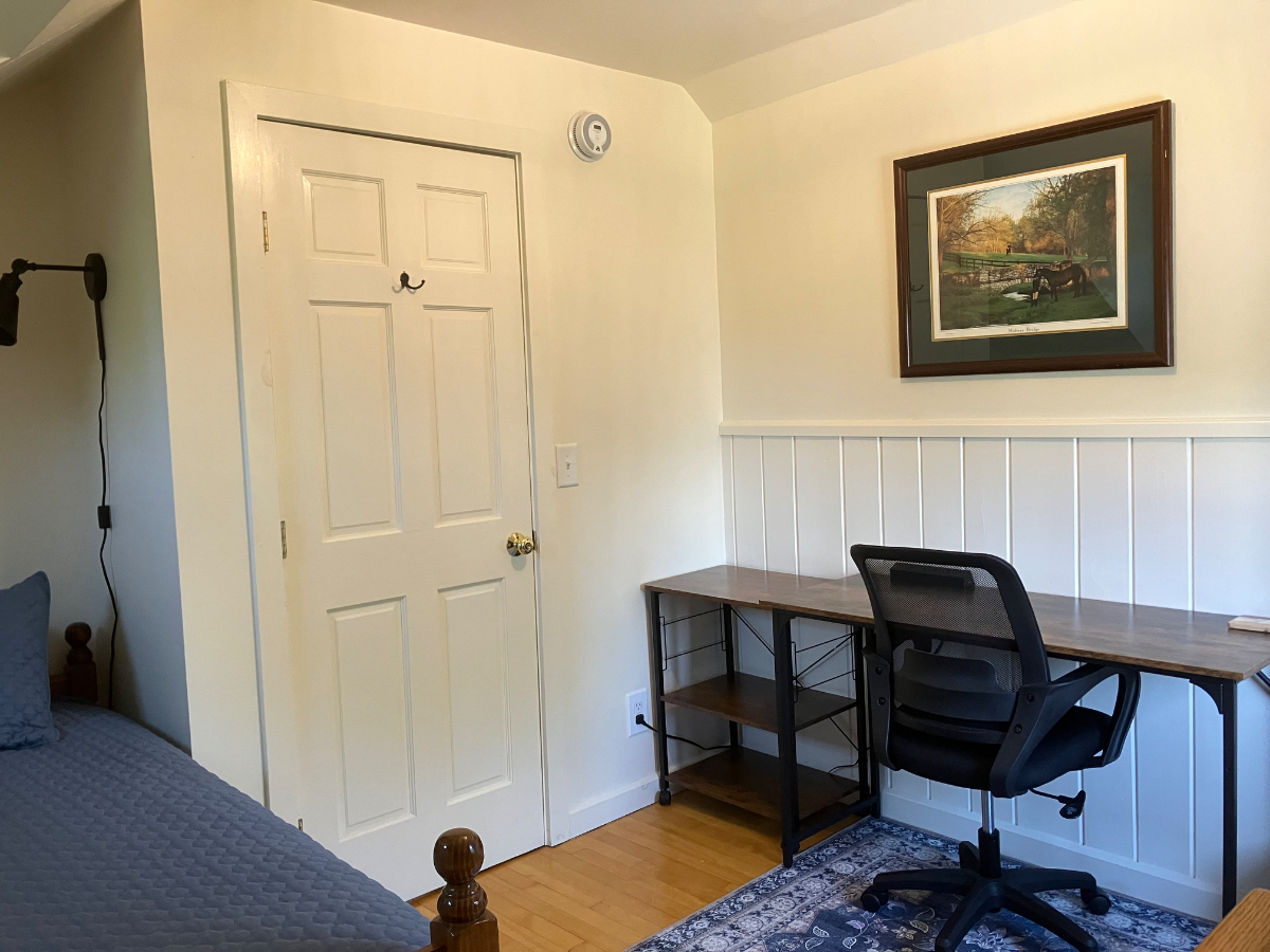 Two Bedroom Guest House Near Lake Champlain - Photo 8