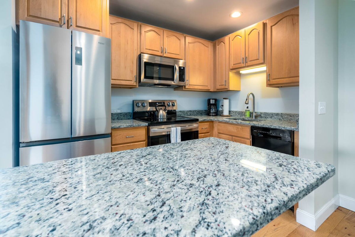 Sugarbush Condo 2 bed 2 bath - Photo 12