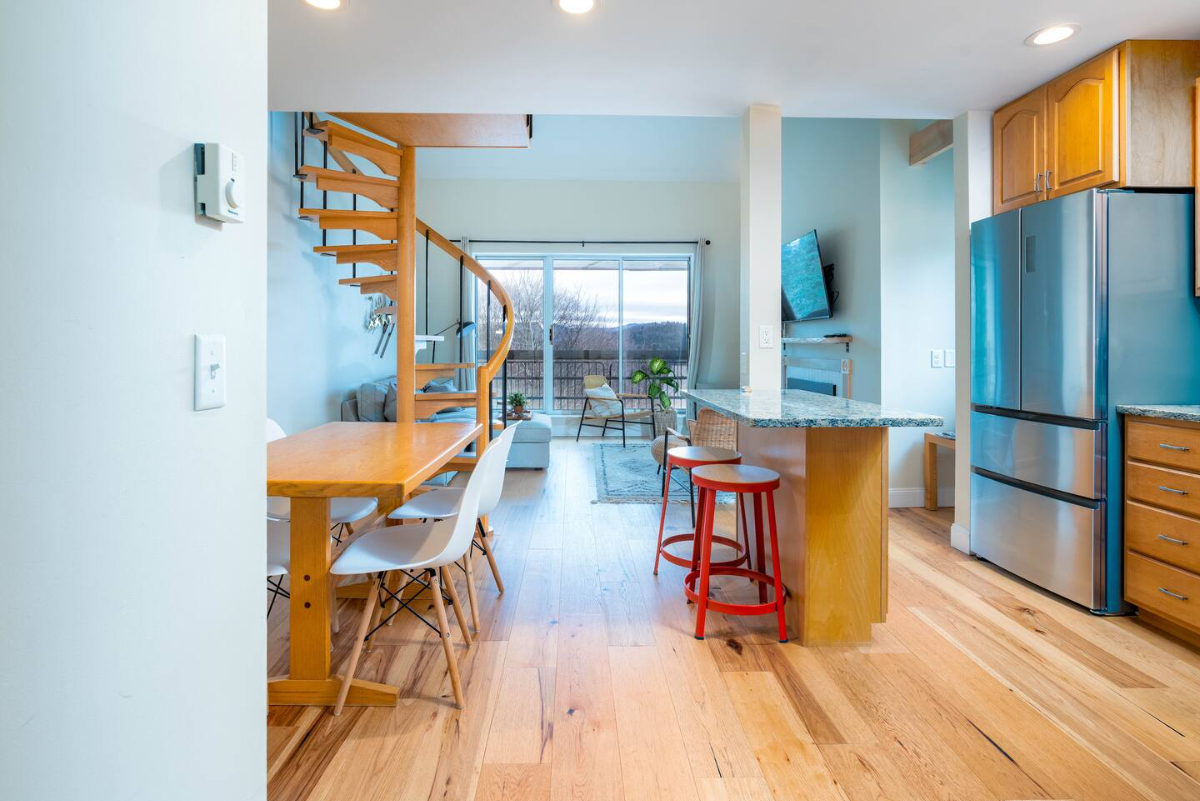 Sugarbush Condo 2 bed 2 bath - Photo 2